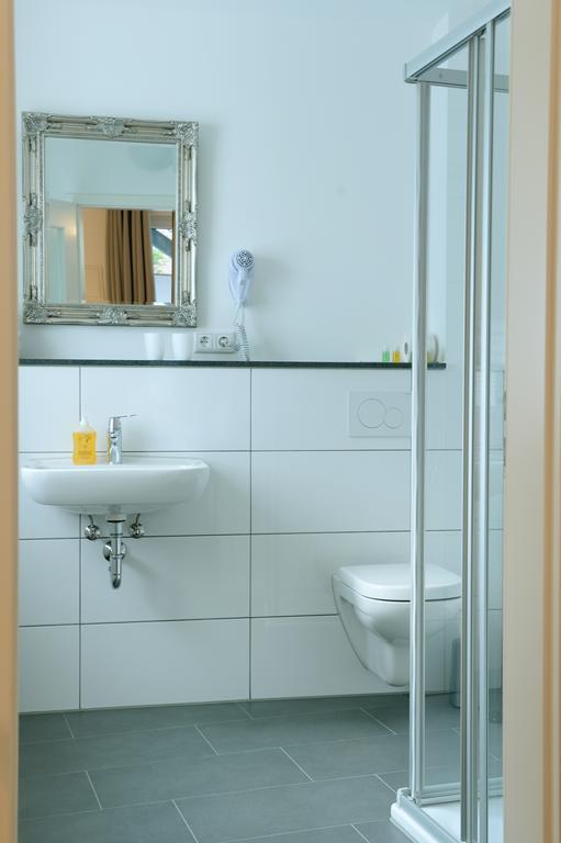 Bed & Breakfast Meerbusch Esterno foto