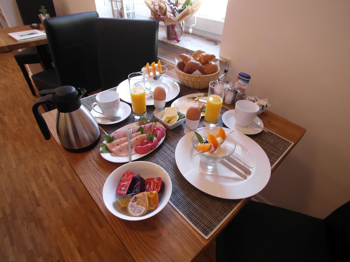 Bed & Breakfast Meerbusch Esterno foto